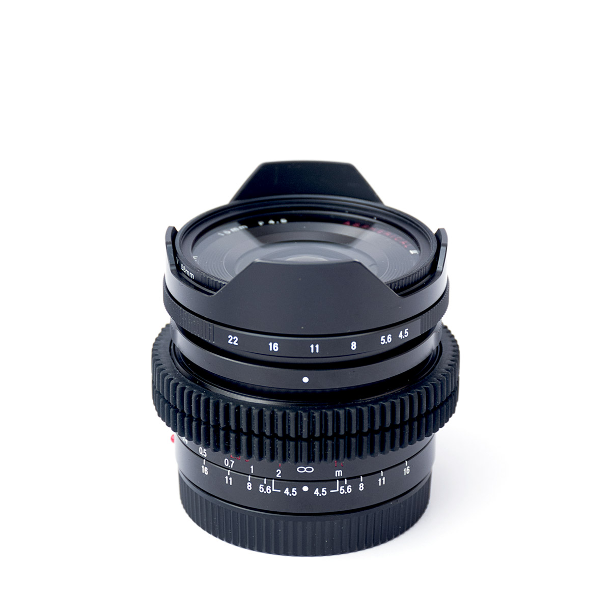 Voigtlander Super Wide- Heliar 15mm, F4.5, E Mount Renta por día